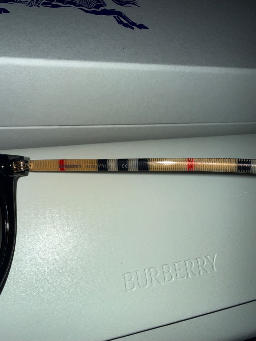 Authentic Burberry Black cat eye Sunglasses with Nova print and Dark Gray Lenses - Picture 5 of 8